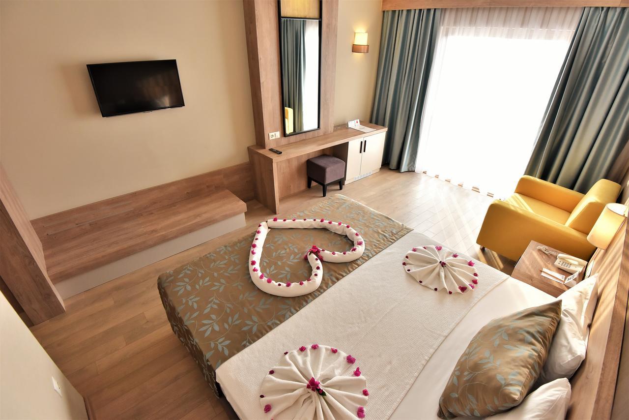 Lucida Beach Hotel Çamyuva Exteriér fotografie