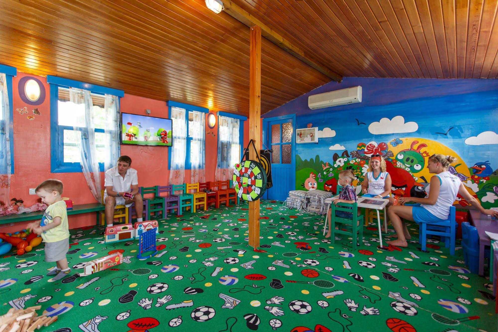 Lucida Beach Hotel Çamyuva Exteriér fotografie