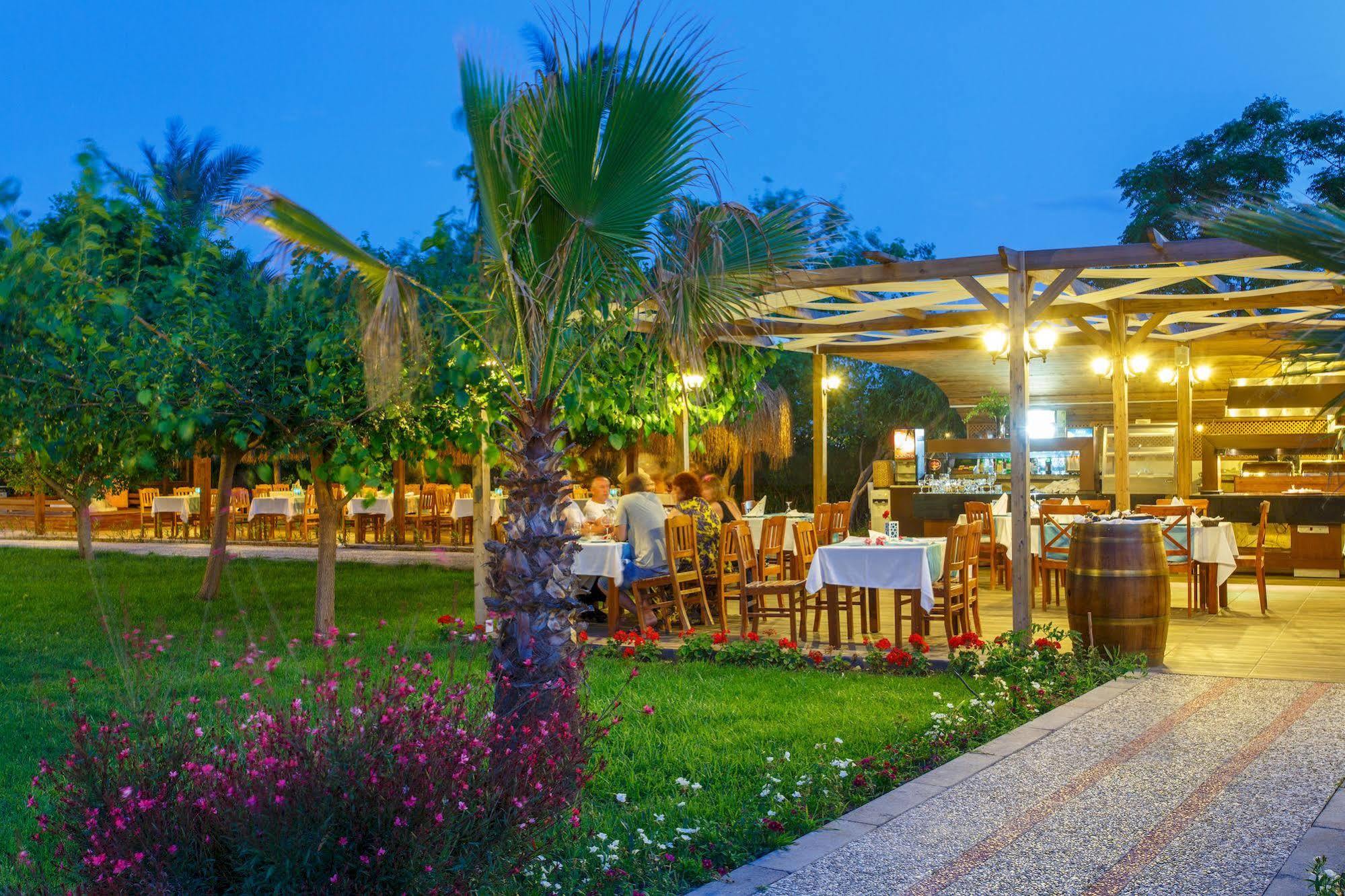 Lucida Beach Hotel Çamyuva Exteriér fotografie